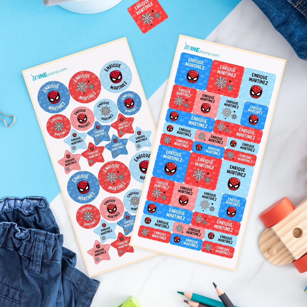 Pack de etiquetas textiles termoadhesivas y adhesivas superhéroes SPIDER-MAN
