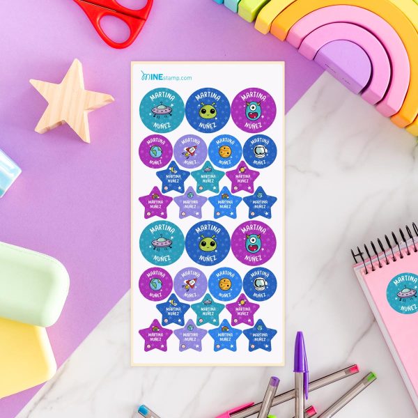 Etiquetas adhesivas redondas y estrellas ESPACIO